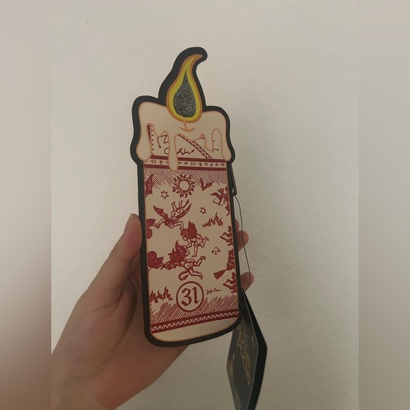 Disney Loungefly Hocus Pocus Binx Candle Card Holder, Rare wallet- NWT - Picture 4 of 7